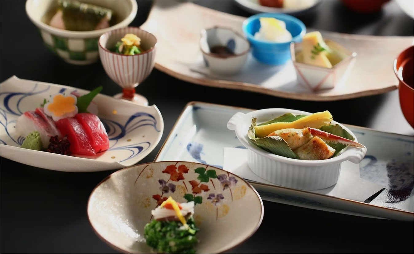 写真：日本料理「花菊」のお料理